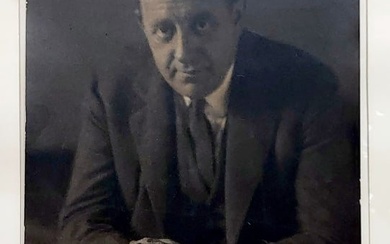 Doris Ulmann, Inscribed Photograph: Hendrik Willem v. Loon 1928