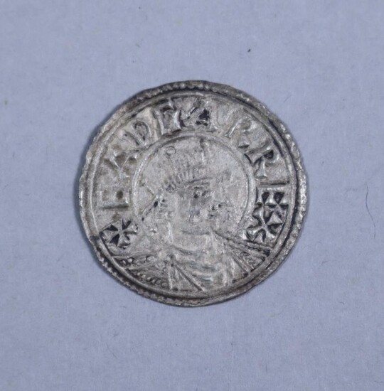 Eadgar (959-975) - Silver Penny, large bust, small cross,...