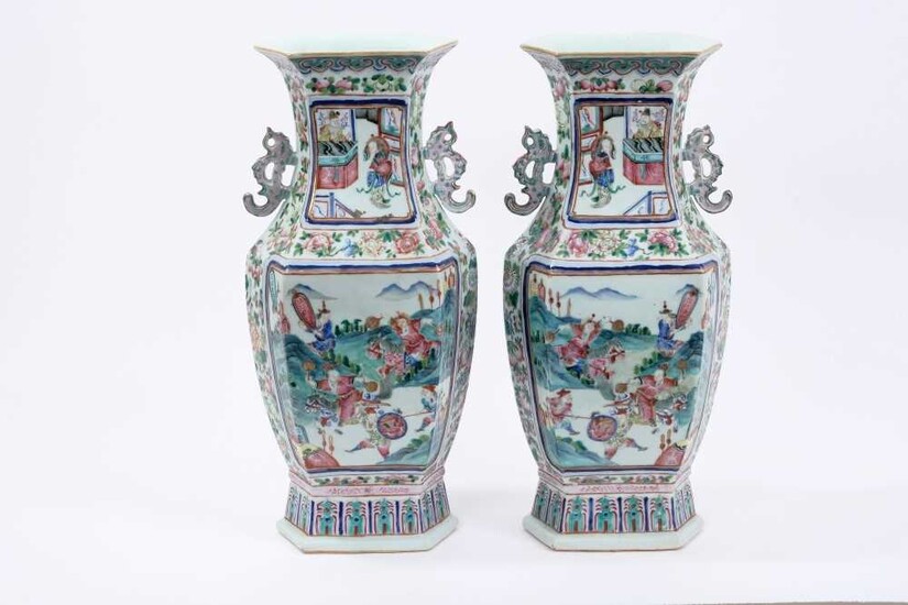 Good pair of 19th century Chinese famille rose porcelain vases