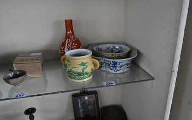 Group of Four Chinese Porcelain Wares