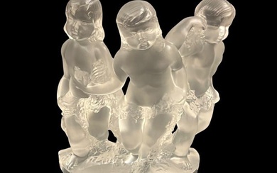 LALIQUE France “Luxembourg?? Frosted Glass Cherubs