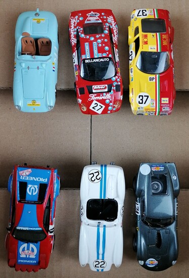 LOT de 6 véhicules échelle 1/43 : 1x Nestor Ferrari 250 GT 1x Record Ferrari...