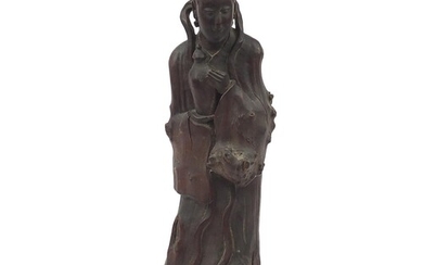 Large Chinese root carving of an Empress holding a vase, 45....