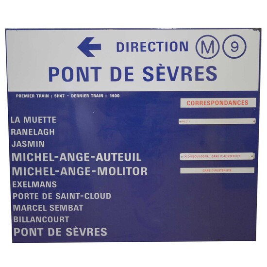 Large original French railway station enamel directions sign, 'M9 Pont De Sevres
