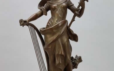 MOREAU Aug. 'La mélodie, dame debout avec harpe' sculpture d'art en bronze - Hauteur 53,5...