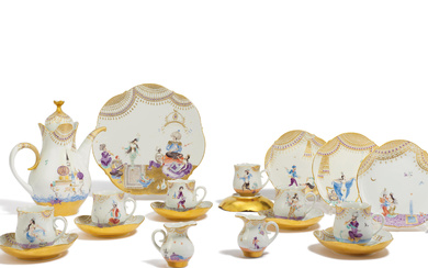 Meissen | LARGE PORCELAIN COFFEE SERVICE WITH '1001 NIGHTS' DECOR FOR 12 PEOPLE