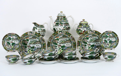 Nineteenth-century 24-piece Chinese porcelain tea service with a finely worked Cantonese decor |||19th Cent. Chinese tea set in porcelain with Cantonese decor