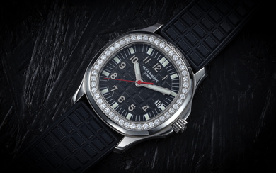 PATEK PHILIPPE, AQUANAUT LUCE 5067A-012, AN ATTRACTIVE STEEL AND DIAMOND-SET...