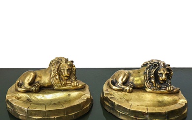 Paire de lions en bronze avec base de cendrier Cm 14x7