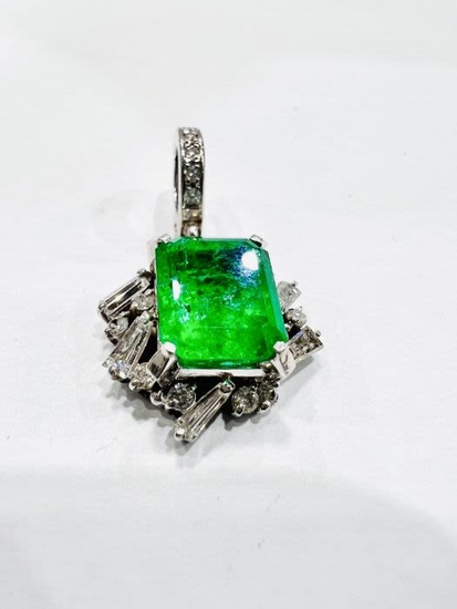 Platinum 900 Emerald Diamond Pendant,4.98Ct Emerald Natural Routinely Enhanced