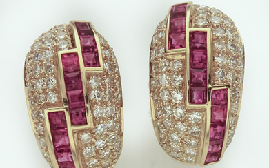 Pr. 18K yellow gold, diamond & ruby earrings.