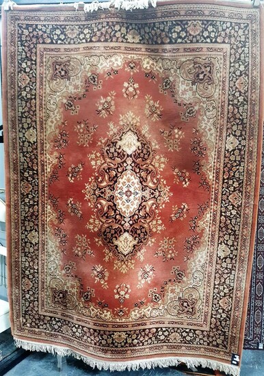 Red and Cream Tone Turkish Kilim with Floral Detail (232 x126cm)