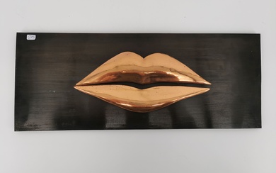 SCULPTURE / RELIEF "MOUTH"