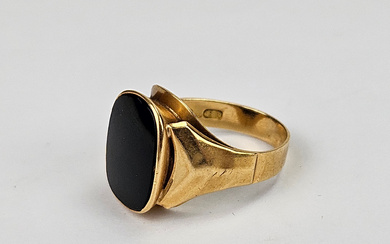 SIGNET RING, gold, 18K with onyx.