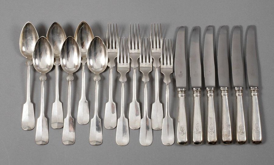 Silver cutlery for six persons