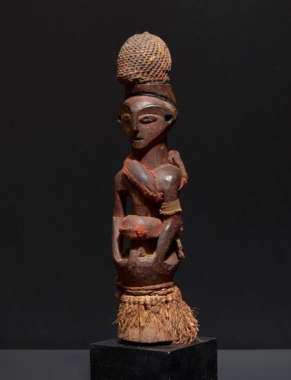 Statuette Luba/Kusu R.D.du Congo Bois.... - Lot 258 - Cornette de Saint Cyr maison de ventes