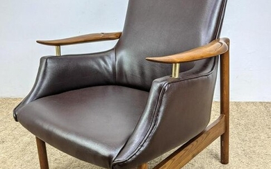 Stylish Paddle Arm Mid Century Lounge Chair. Vinyl upho