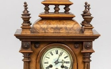 Table clock wood, around 1900