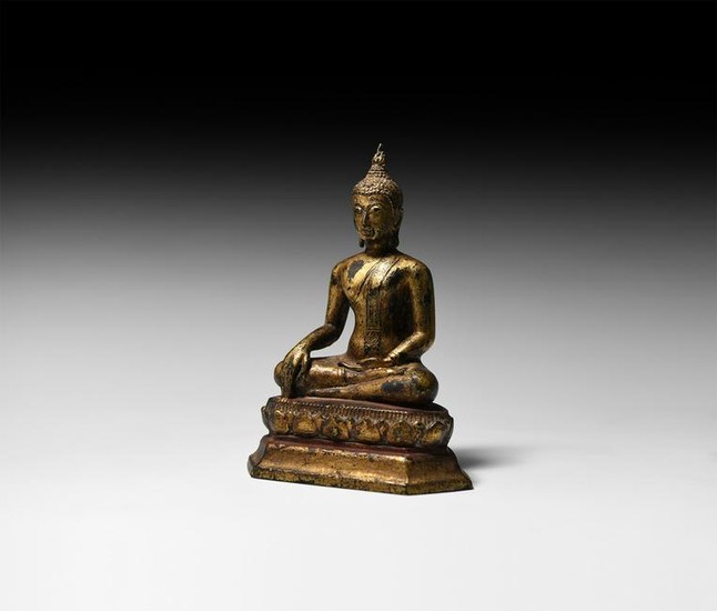 Thai Gilt Sitting Buddha Touching the Earth