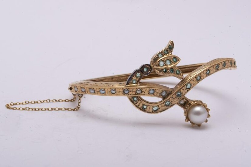 Victorian Gold and Emerald Bangle Bracelet