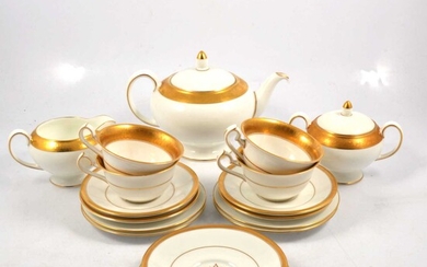 Wedgwood 'Ascot' pattern tea set and Royal Crown Derby teaware