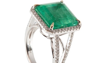 White Gold, Colombian Emerald, Diamond Ring