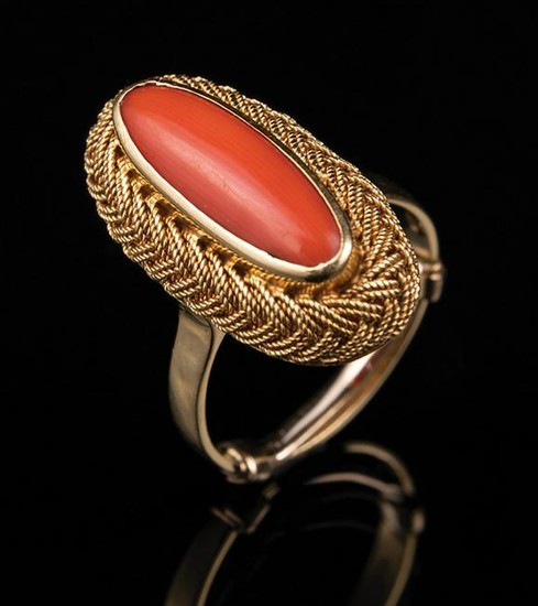 Yellow Gold and Coral Cabochon Ring