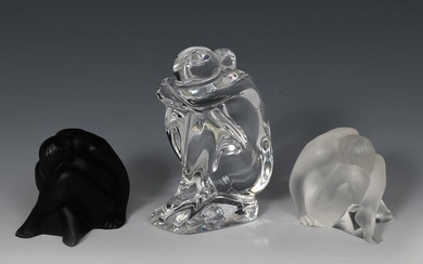 A modern Lalique clear glass figure of a naked wom…