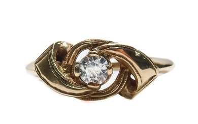 10k Yellow Gold and White Topaz Ring, Size 6.5