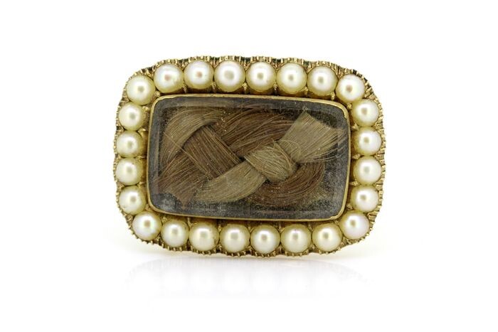15K Yellow gold - Antique mourning brooch with Seed pearl and hair verso