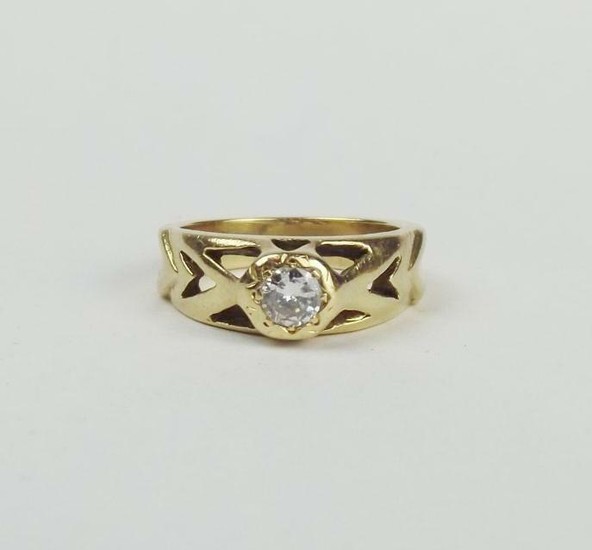 18ct Yellow Gold 0.25CTW Diamond Ring UK Size N US 6 ½