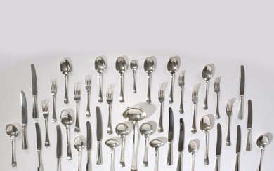 3372359. A PART CANTEEN OF GEORGE V SILVER TABLE CUTLERY.