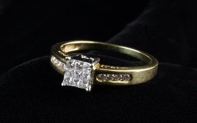 A 18 Carat Gold & Diamond Square Illusion Cluster Ring with diamond set shoulders. The square cluste