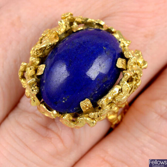 A 1960's 18ct gold lapis lazuli dress ring.