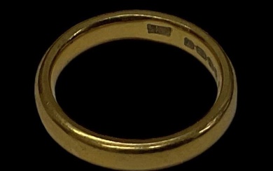 A 22ct yellow gold wedding band, size J, approx 5.6g.Condition...