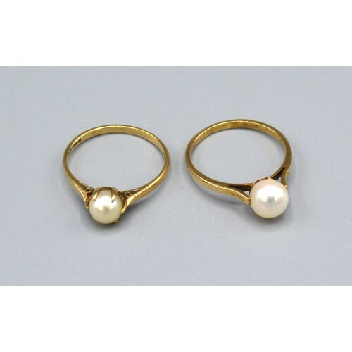 A 9ct. Gold Pearl Set Dress Ring together with another simil...