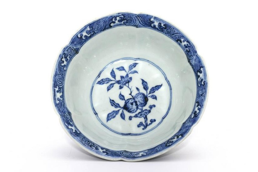 A Blue and White Mellow-shaped Bowl