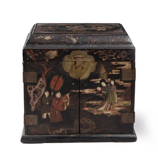 A Chinese Export Coromandel lacquered table cabinet