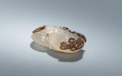 A Chinese agate carving of a lingzhi fungus