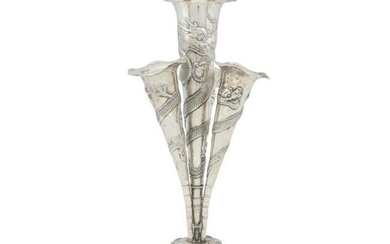 A Chinese export silver epergne