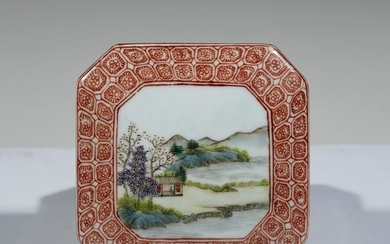 A Chinese famille rose-decorated porcelain octagonal