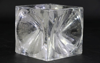 A Daum (French) Crystal Cube Form Ornament (10cm x 10cm)