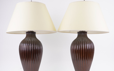 A PAIR OF BRONZE PATINATED METAL FLUTED BALUSTER TABLE LAMPS (2)
