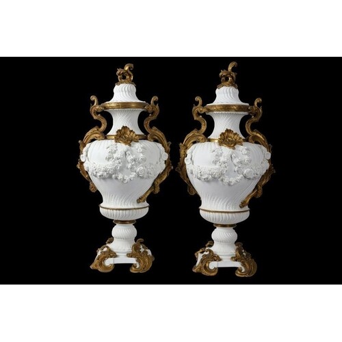 A PAIR OF VERY LARGE 19TH CENTURY FRENCH GILT BRONZE MOUNTED...