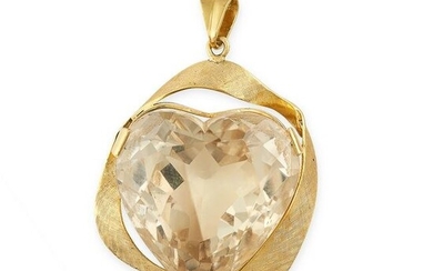A VINTAGE CITRINE HEART PENDANT in 18ct yellow gold