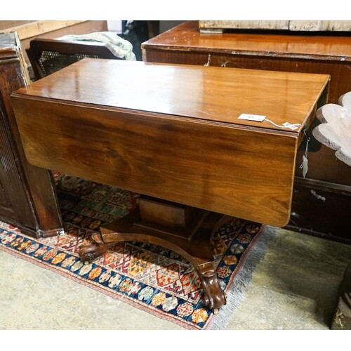 A Victorian mahogany Pembroke breakfast table, length 106cm,...