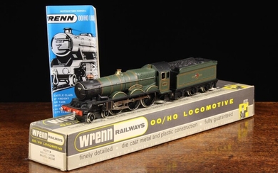 A Wrenn 4-6-0 Castle Class ''Bristol Castle'' BR Green 00 gauge Locomotive W2221/A. The item comes i