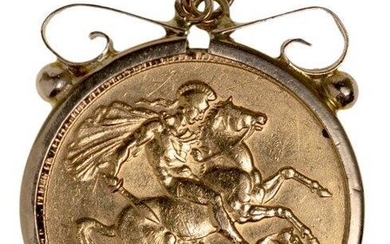 A pendant-mounted sovereign, Edward VII, 1909