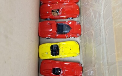ARTMODEL - 8 véhicules Ferrari métal échelle 1/43 - en l'état