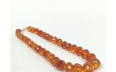 Amber faceted bead necklace. 39g